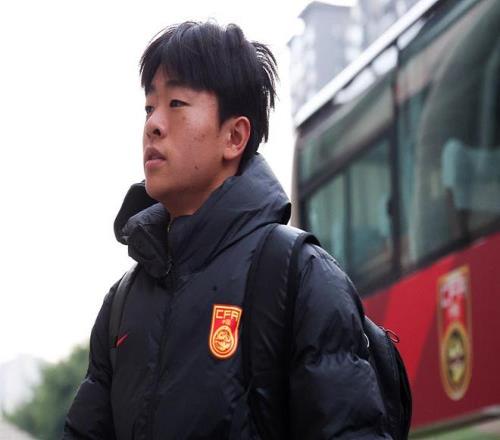 蛇墩墩,华丽归来,冰墩墩全新,竞彩足球比分,竞彩体育即时比分,竞彩体育比分网,比分直播