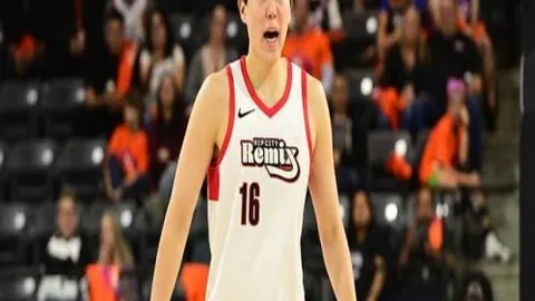 库里伤退独揽26分，普尔38分无奈空砍，勇士助力奇才再添9连败