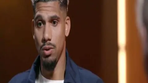 “什琴斯尼调侃谈马竞对决：无扑救仅作姿态”